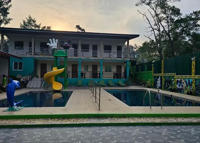 Alpas Mountain Pool Resort